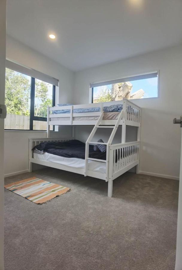 오클랜드 Henderson New House 빌라 외부 사진