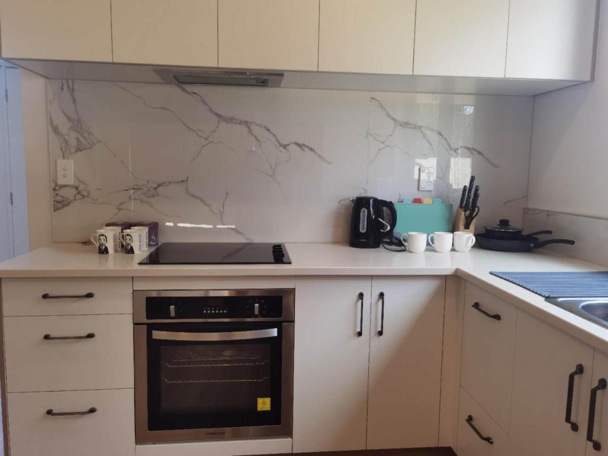 오클랜드 Henderson New House 빌라 외부 사진
